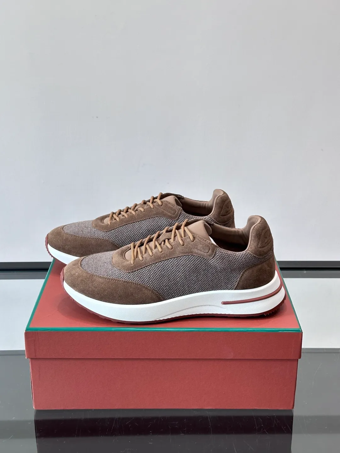 Men's men's shoes 💰p580 "Loro men's shoes 💰pian＊" Week End Walk series sports shoes, using exclusive raw materials, mesh upper + suede stitching, breathable and comfortable, rubber soles with strong grip, suitable for commuting and casual outings. Low-key high-end gray tone, versatile suit or casual wear, size: 39-44 (customized at 38.45.46)